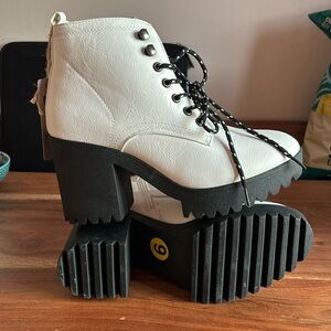 Seven 7 Heeled Combat Boot (Women's) Size 9 - Never Worn, No Box